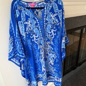 Lilly Pulitzer Blue and White Floral kaftan never worn